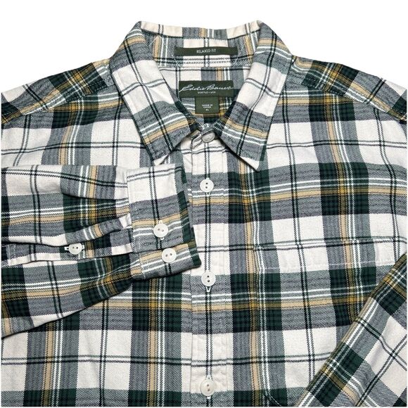 Eddie Bauer Other - Eddie Bauer Relaxed Fit Men’s XL Green Plaid Flannel Button Down Shirt EUC